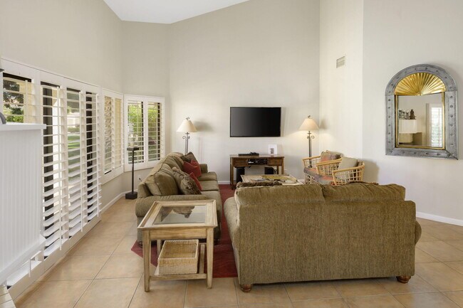 Building Photo - 50082 Avenida Vista Bonita