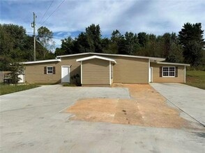 Building Photo - 5755 Parks Rd
