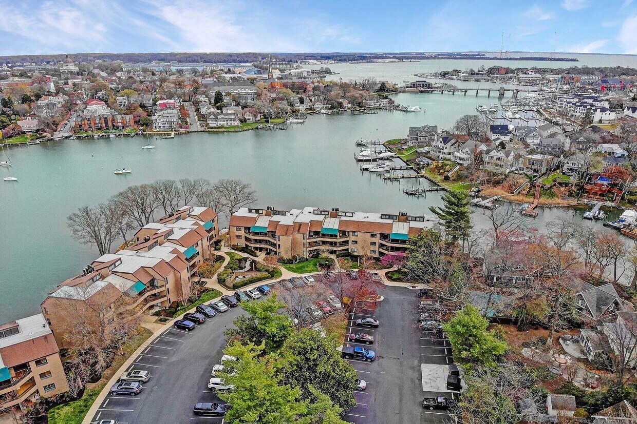 14 President Point Dr, Annapolis, MD 21403 House Rental in Annapolis