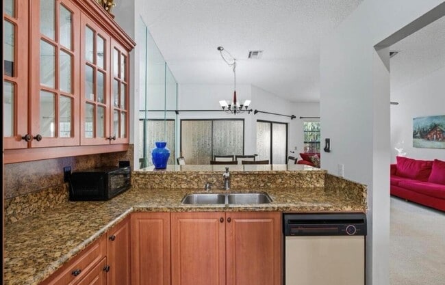 Foto del edificio - 13526 Fountain View Blvd