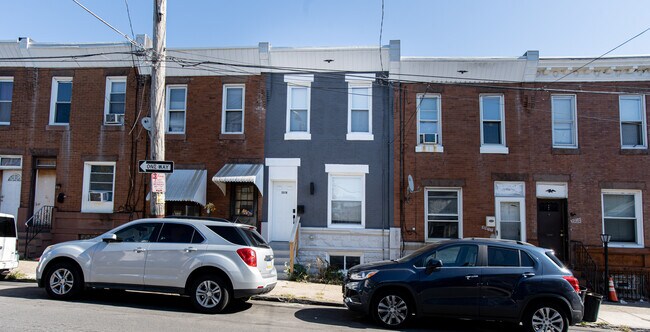 Foto del edificio - 3319 H St