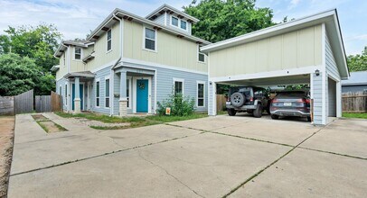 Building Photo - 507 W N Loop Blvd