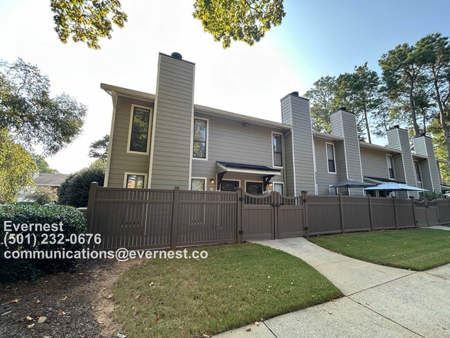 Building Photo - 201 Park Ridge Cir