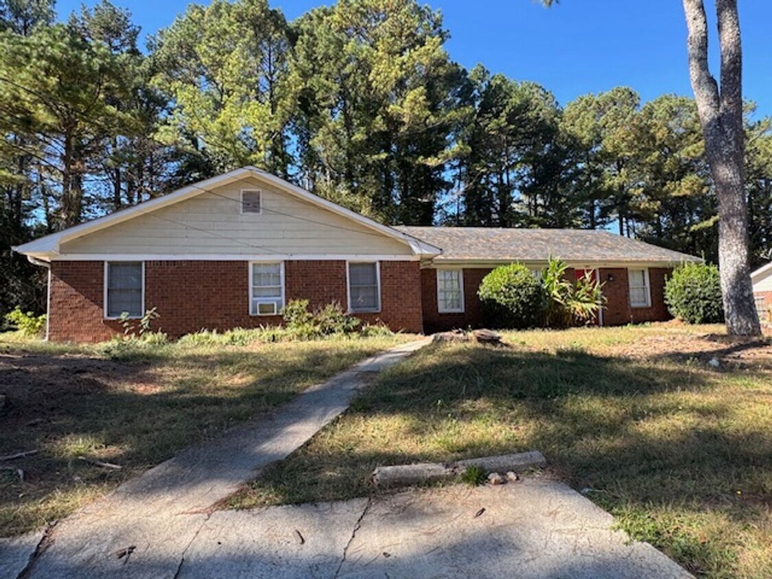 Photo - 454 Lexington Drive