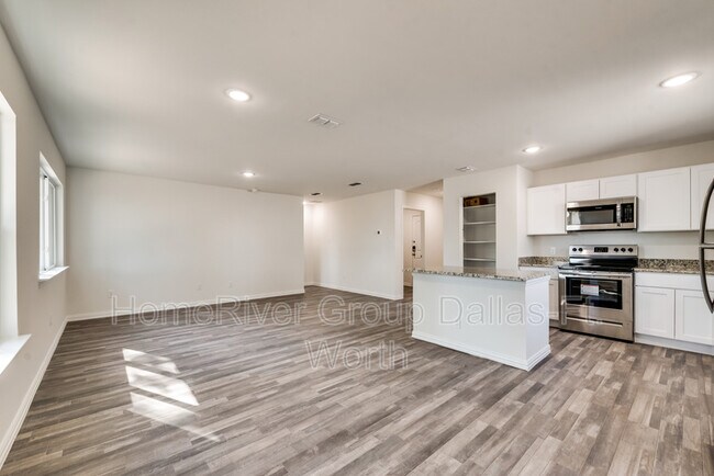 Building Photo - 172 Westview Dr