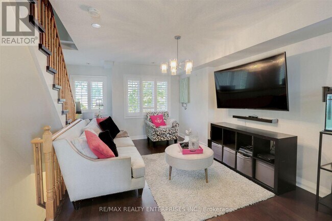 Photo du bâtiment - 202 Wiltshire Ave