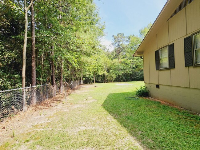 Building Photo - 2515 Valleydale Road, Birmingham, Alabama ...