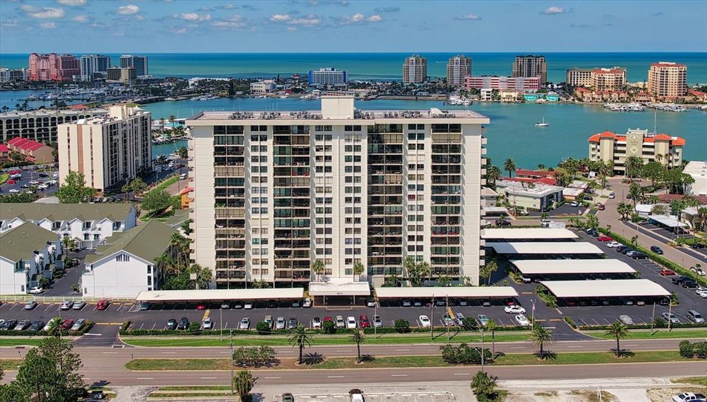 Primary Photo - 400 Island Way