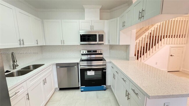 Foto del edificio - 7752 SW 95th St