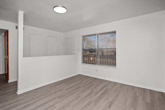 Foto del edificio - 1410 S Elizabeth Ave