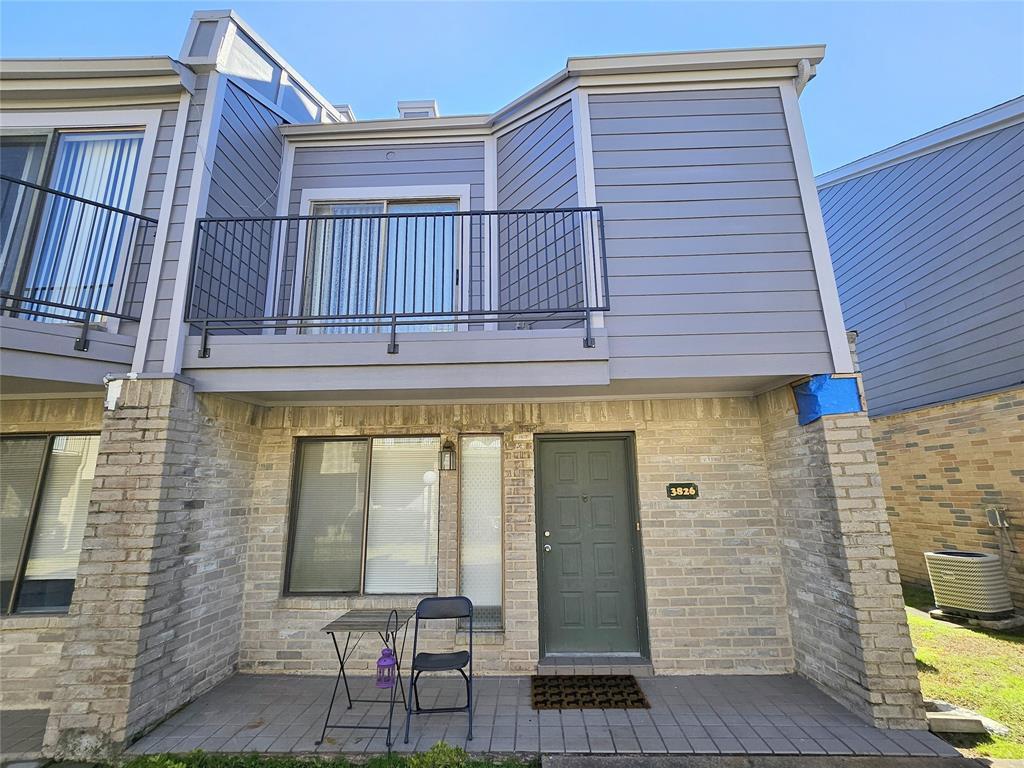 Foto principal - 3826 Landmark Dr