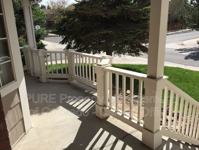 Building Photo - 9996 Spring Hill Ln