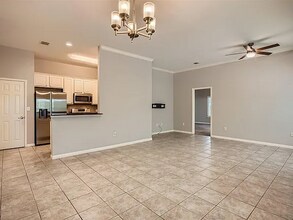 Building Photo - 5515 Davis Ln