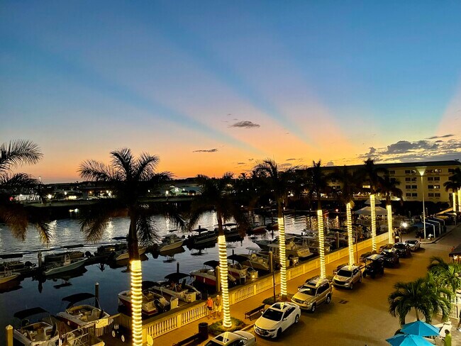 Foto del edificio - 451 Bayfront Pl