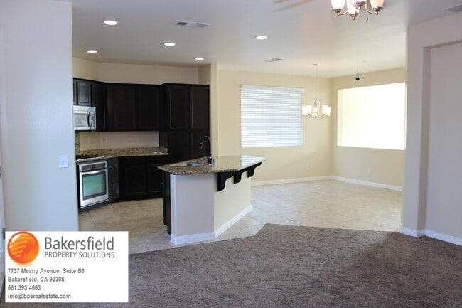 Building Photo - 1801 Delacorte Dr