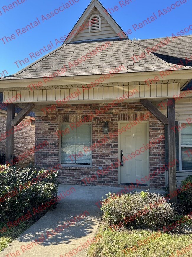 Building Photo - 2120 Old Sterlington Rd