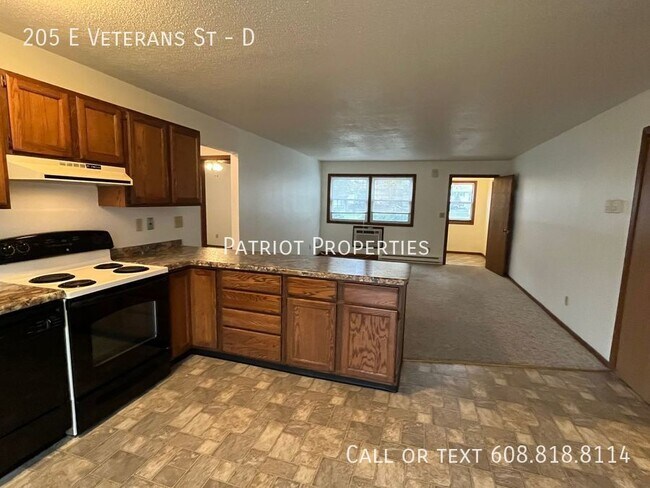 Foto del edificio - 205 E Veterans St