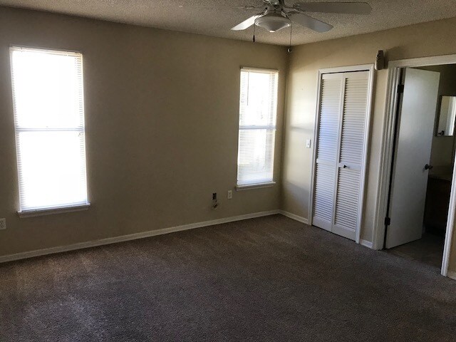 Building Photo - 2950 Norvell Ct
