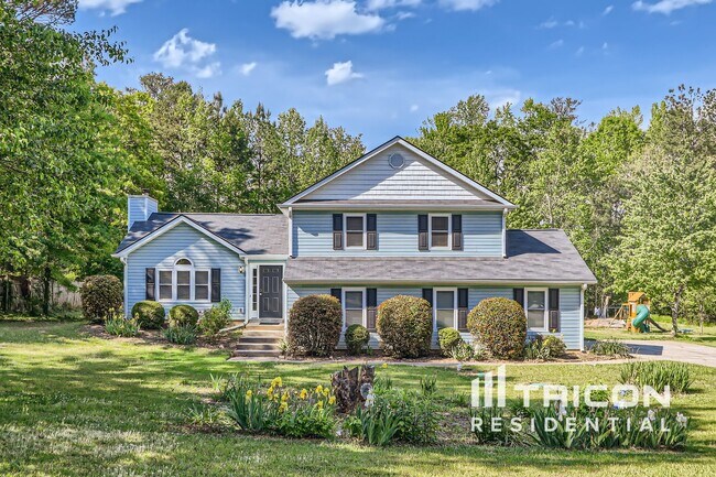 Foto del edificio - 74 Huntington Ct
