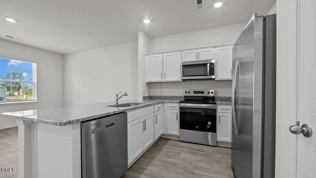 Building Photo - 105 Kimber Dr