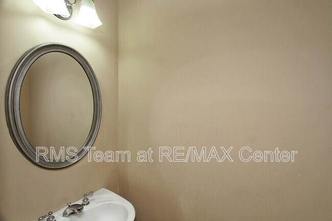 Foto del edificio - 3029 Woodwalk Dr