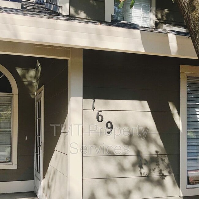 Building Photo - 169 Pierpoint Cir