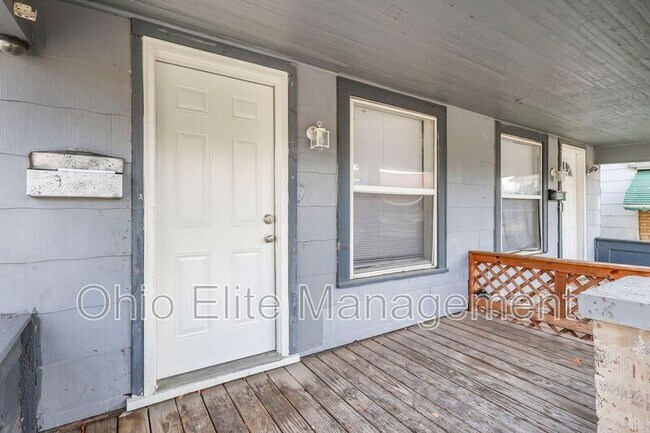 Foto del edificio - 500 N Champion Ave