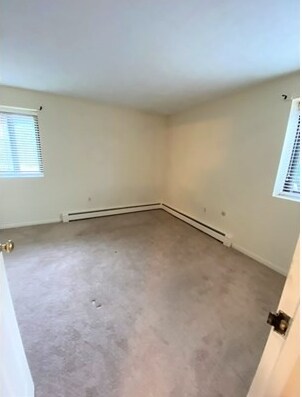 Foto del edificio - 745 E 6th St