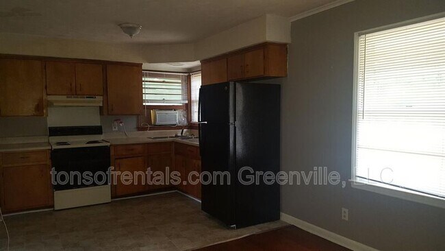 Foto del edificio - 297 Dogwood Club Rd