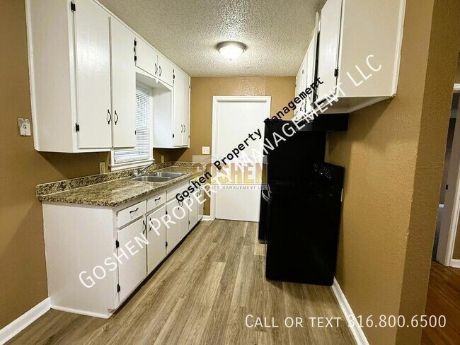 Building Photo - 2341 N Piatt St