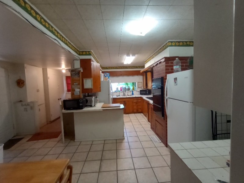 Foto del edificio - 871 E Franklin Ave