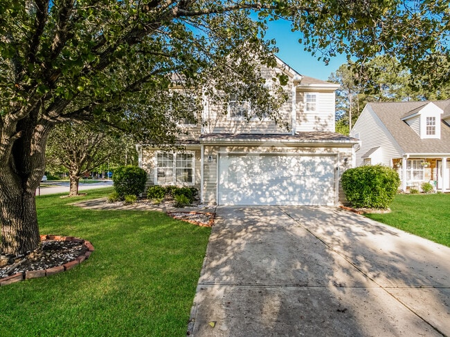 Building Photo - 5436 Kissimmee Ln