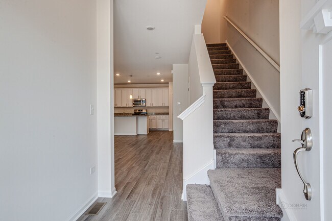 Foto del edificio - 264 Hoffmann Dr