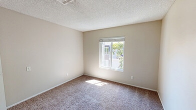 Interior Photo - 27 Seventy Five Mesa Verde