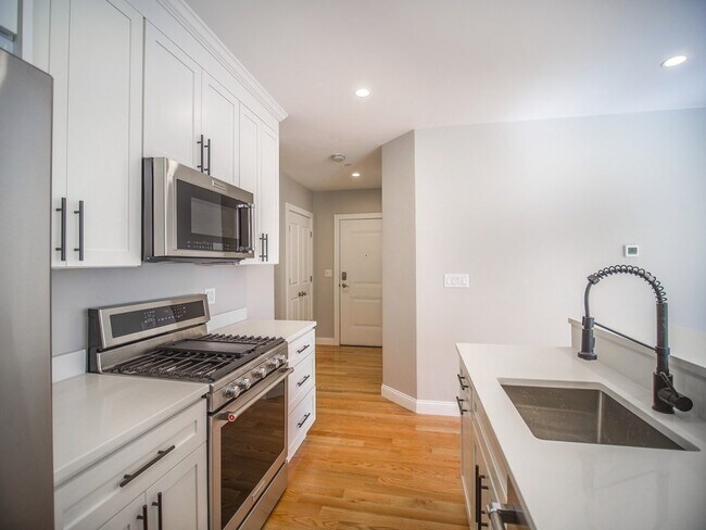 Foto del edificio - 194 Havre St