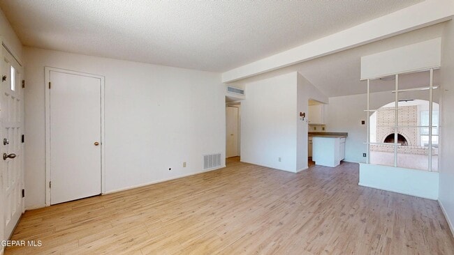 Foto del edificio - 4553 Skylark Way