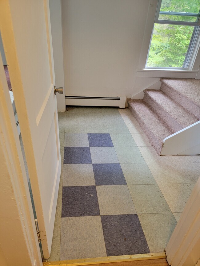 Foto del edificio - 7 Holly Tree Rd