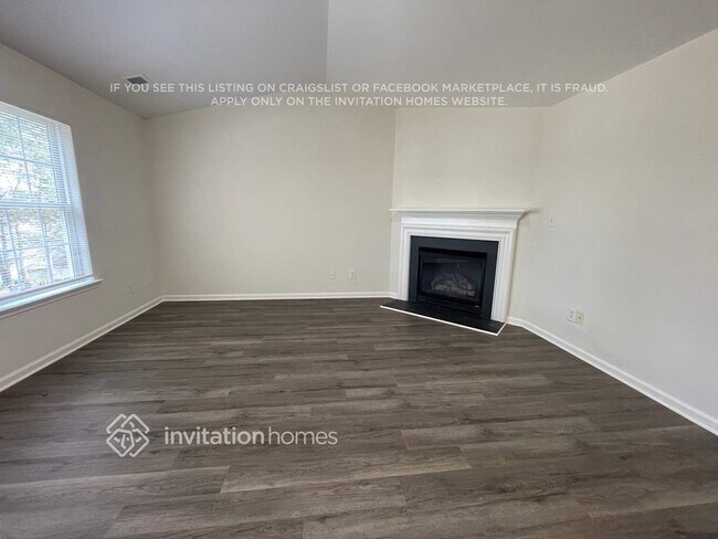 Foto del edificio - 721 Carly Court