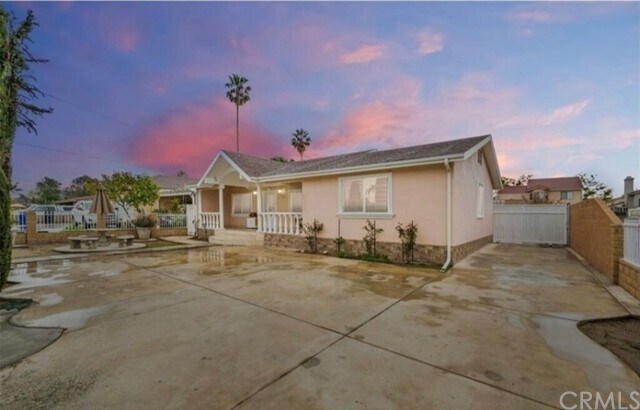 Foto principal - 1405 E Davidson St