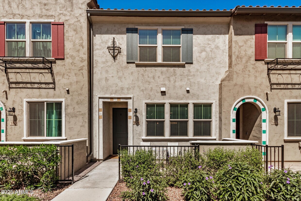 Foto principal - 2631 S Sulley Dr