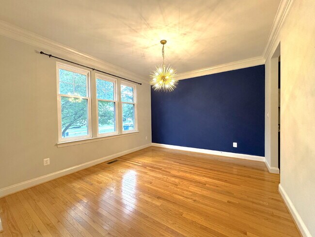 Foto del edificio - Exquisite Brambleton Living: A Spacious Family Home