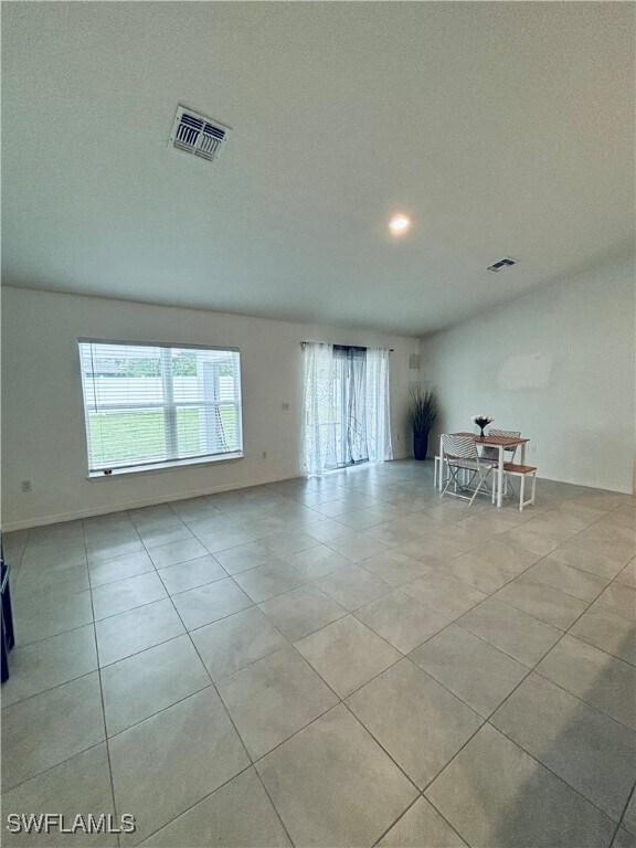 Foto del edificio - 1534 SW Jacksonville Ave
