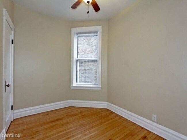 Foto del edificio - 2500 N Richmond St
