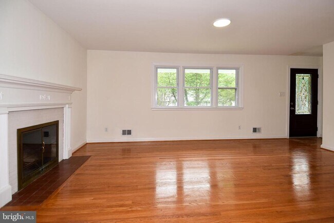 Foto del edificio - 3865 N Upland St