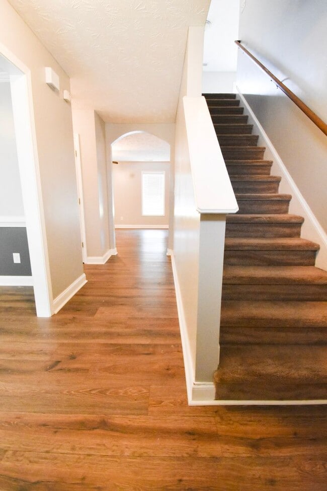 Foto del edificio - 4 bedroom, 2.5 bathroom Home!