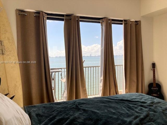 Foto del edificio - 7845 NE Bayshore Ct