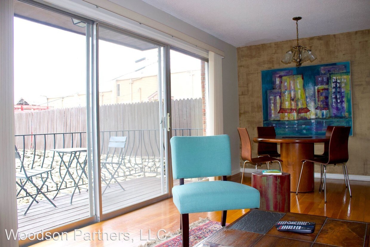 Primary Photo - 1 br, 0.5 bath House - 4726 Belleview Apt #7