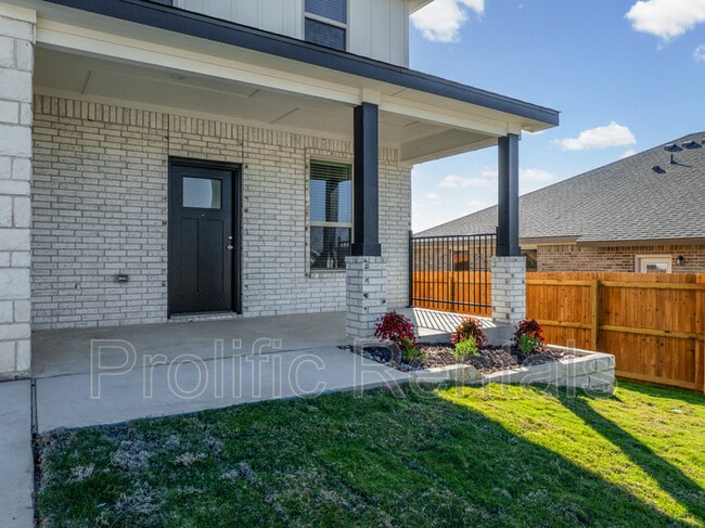 Foto del edificio - 106 Logan Ct