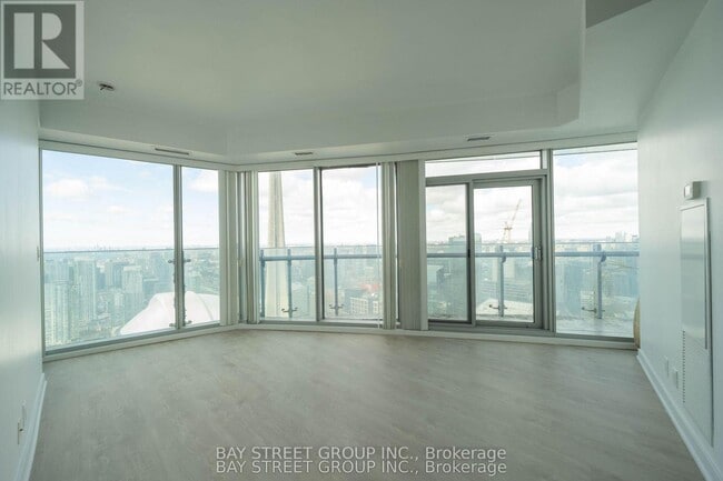 Building Photo - 12 York St