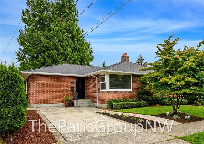 Foto del edificio - Renovated Magnolia Home – Open Floor Plan ...